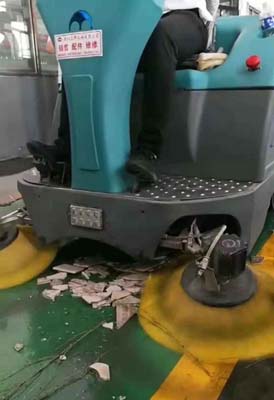 为什么全国超过上千家的小区都在使用电动扫地车