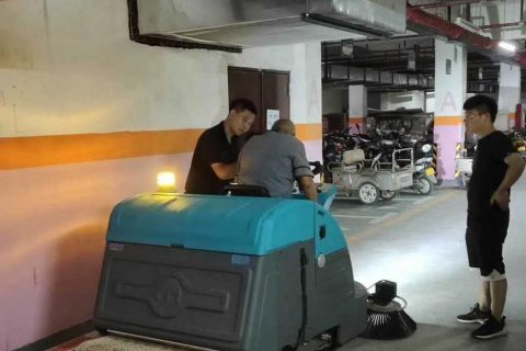 洗地车选对了，才能解决企业的问题