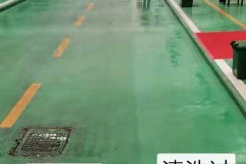 开洗地车做保洁让整体形象提升