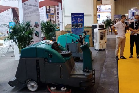 清晨雨拖地车：清洁设备正在掀起清洁服务行业的大革命