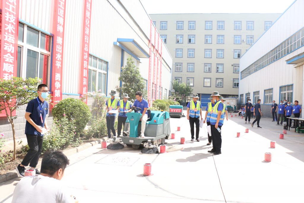 郑州市第十七届职工技术运动会清洗保洁机械化清扫技术总决赛圆满闭幕