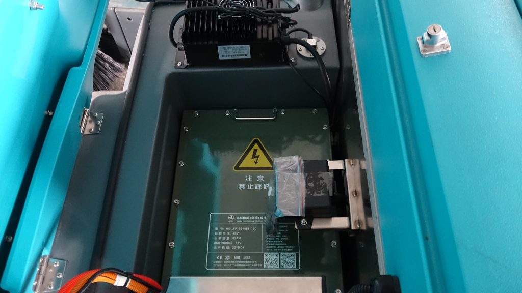 为什么购买的电动扫地车工作效率越来越低,清晨雨拖地车电池衰减原因