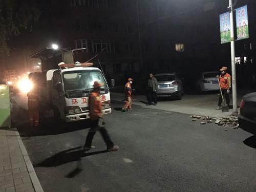 洗地车师傅，一群追星踏月的“可爱的人”！