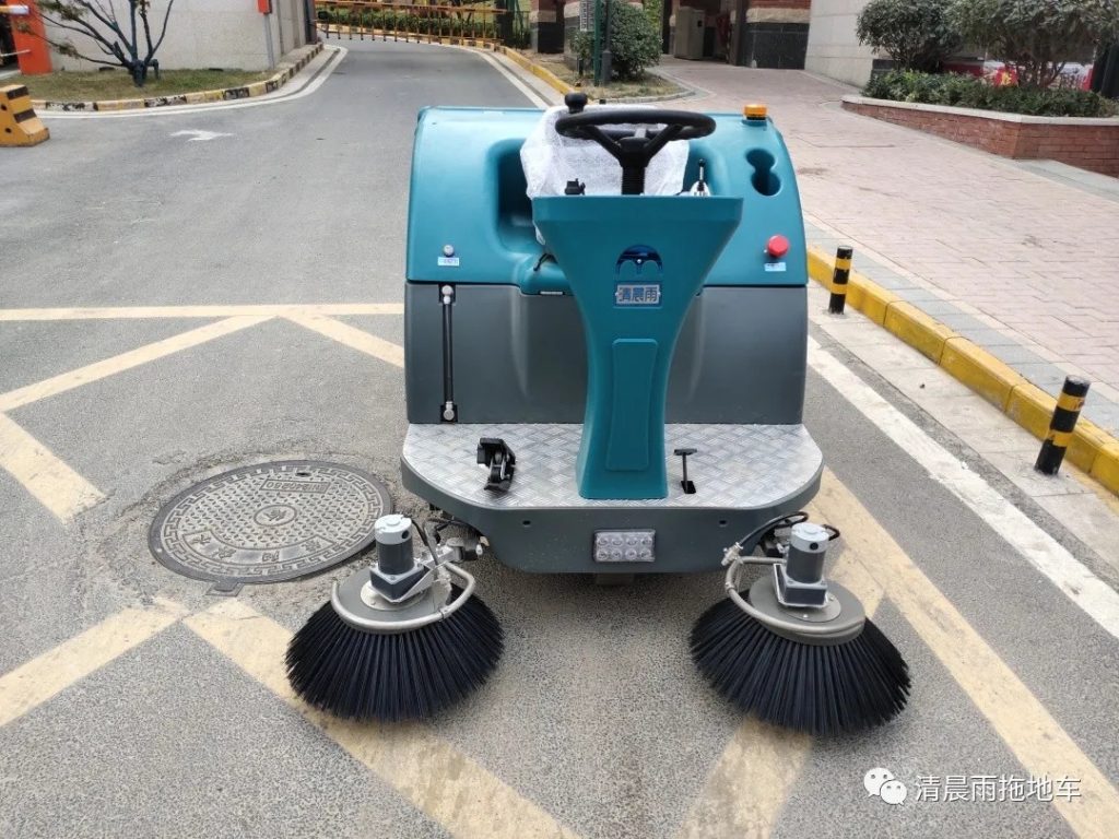 清晨雨:解锁国内十年清洁发展史,带您读懂扫地车等清洁设备变迁