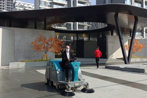 分享一下我们小区扫地车的清洁秘密