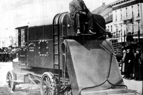 你知道为什么越来越多的人选择道路扫地车来到扫卫生吗？