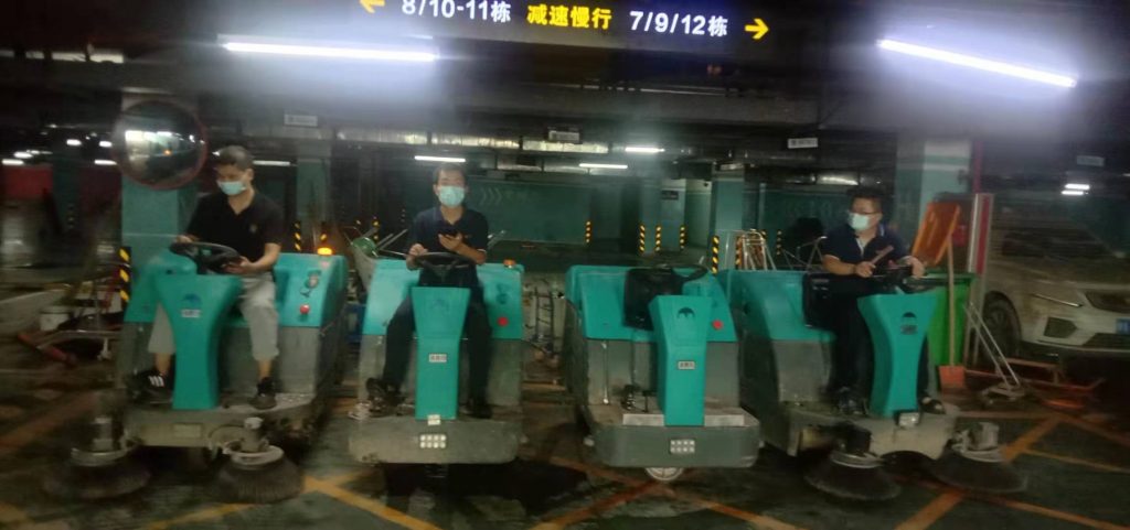 地下车辆水泥地面用什么清理?除了洗地车和电动扫地机你们还有什么方案?
