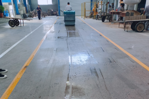 物业小区该如何判断电动扫地车的好坏，清晨雨如下4个标准！