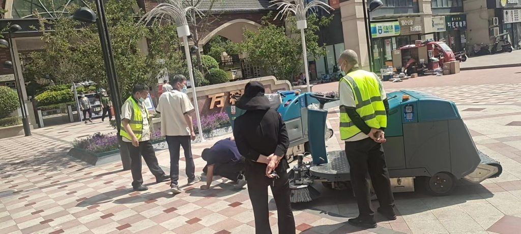 商用清洁设备哪个牌子好?清晨雨拖地车品牌介绍和产品优点