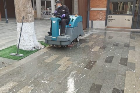清晨雨拖地车：让您的室内外清洁更高效、智能、环保