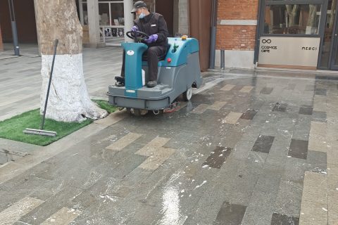 家人们，购买驾驶式洗地车真材实料的五大理由