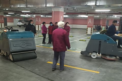 扫地车：环保清洁的理想选择