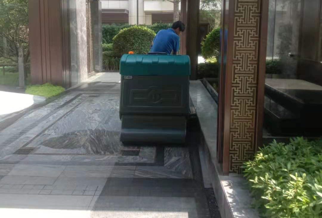 洗地车价格揭秘:如何找到性价比之王的清洁利器