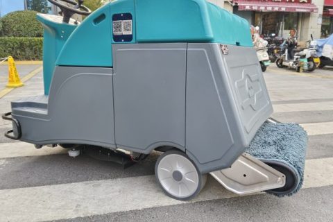 工业清洁利器：强力洗地机，让工厂车间焕然一新！