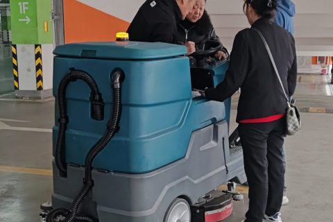 揭秘洗地车的清洁奥秘，让清洁工作变得如此简单