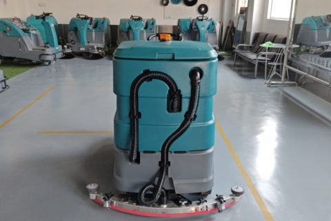 驾驶式洗地机如何保养？日常维护和定期保养指南，延长设备使用寿命