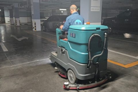 污水克星驾驶式洗地车实战解密：地下车库清洁配置清单