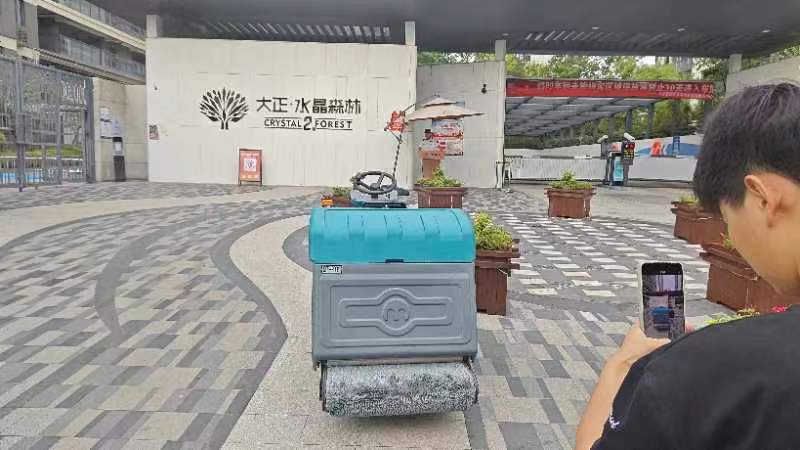 50L净水+160L洗涤箱！这台洗拖一体机让地面清洁一步到位"