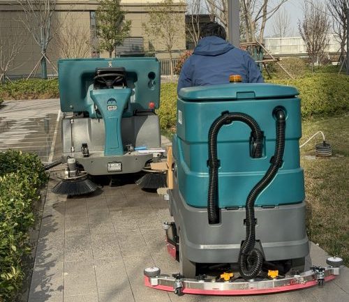 永威璀璨熙湖引入清晨雨150A洗地机,园区与地库清洁效率双提升